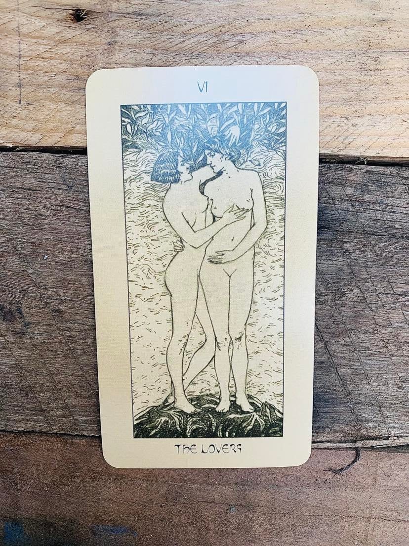 Regal Shadow Tarot Deck. Oracle Divination Tool, Unique Indie Occult Cards Beginner Rider Waite Tarot With Guidebook. Vintage Historical Art